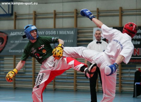 Mistrzostwa Polski Juniorów Semi i Light-Contact w Kick-boxingu - Bielsko-Biała 2010